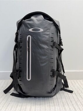 Oakley Motion 26 Backpack